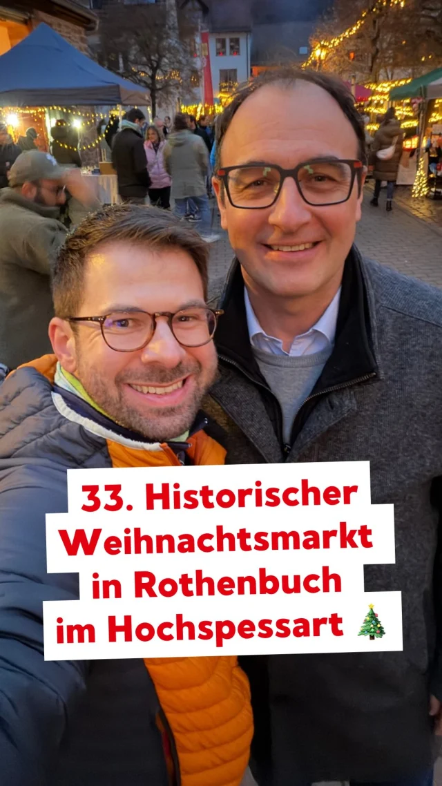 33. Historischer Weihnachtsmarkt im wundervollen Rothenbuch im Hochspessart. Zusammen mit Bürgermeister Markus Fäth 🎄🤗 Wie jedes Jahr wunderschön 🤩 #rothenbuch #spessart #landkreisaschaffenburg #aschaffenburg @markus.faeth.rothenbuch @bayerische_staatsforsten