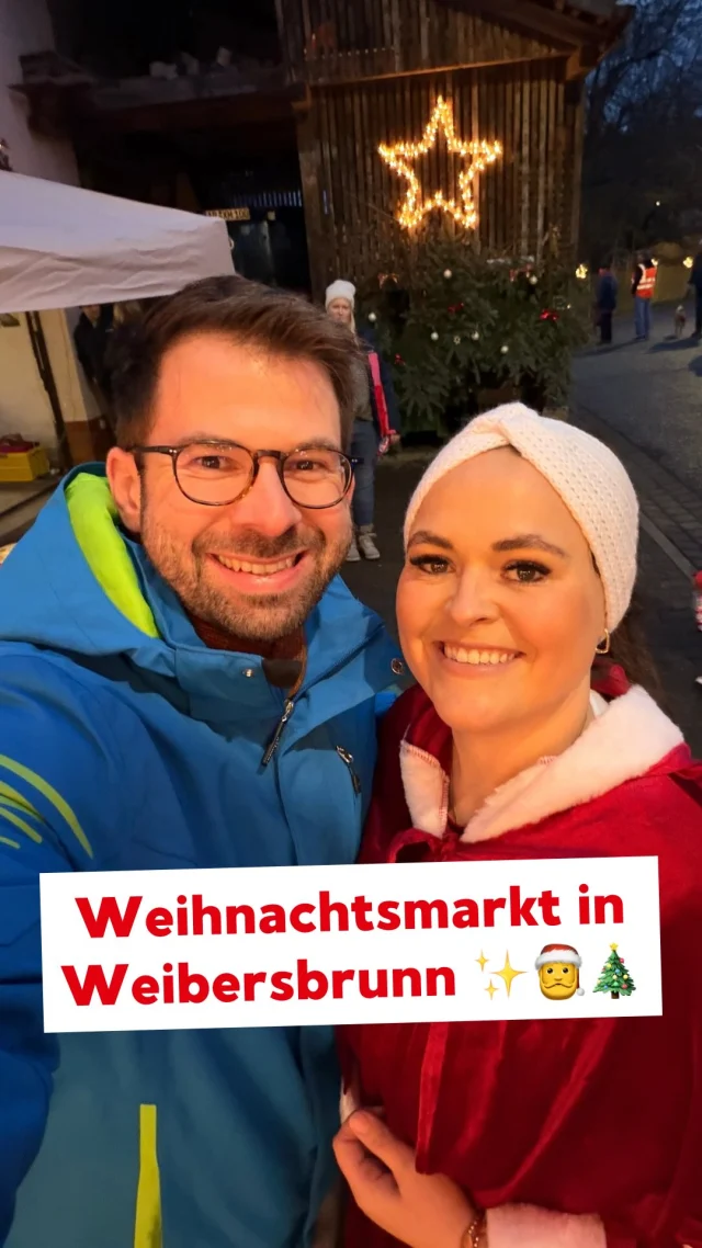 Weihnachtsmarkt in Weibersbrunn hinter der Kirche mit Bürgermeisterkandidatin Melissa Salg 🎄☕️🔥 Auch der Nikolaus und das Christkind haben vorbeigeschaut 🎅✨🤗 #weibersbrunn #spessart #weihnachtsmarkt #landkreisaschaffenburg @melissasalg @spessart_mainland @visitspessart