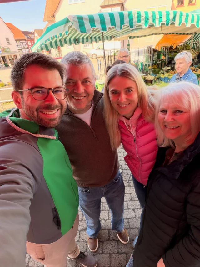 ☀️ Sonnenschein in Mömbris am Marktstand unserer hochengagierten Kandidatinnen und Kandidaten für den Gemeinderat und Kreistag ❤️ #mömbris #kahlgrund #landkreisaschaffenburg